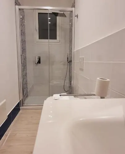 בית הארחה A Casa Di Maghi